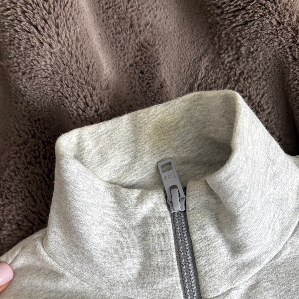 TNA CROPPED Gray Zip-Up Jacket - Picture 3 of 4